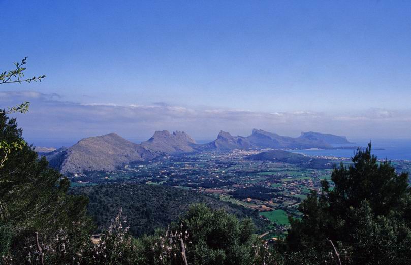 Blick auf die Halbinsel Formentor - Mallorca, April 2004